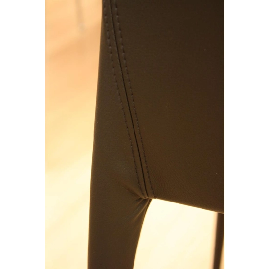 Nubia Alta Sedie in pelle ed ecopelle Ingenia 2