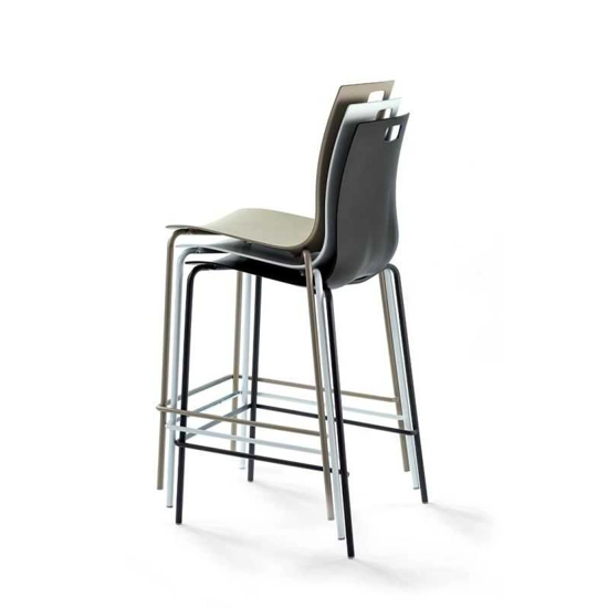 Olly Stool Metal stools ingenia 3
