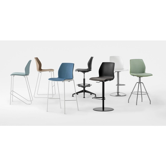 Kalea Sgabello - Gambe a Slitta Sgabelli in plastica Kastel 1