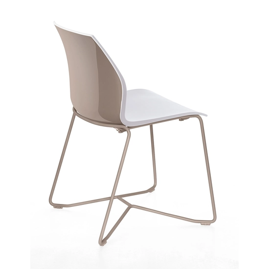 Kalea - Gamba a Slitta non Impilabile Sedie in plastica di design Kastel 2