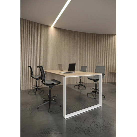 Keyline Stool Metal stools Kastel 2