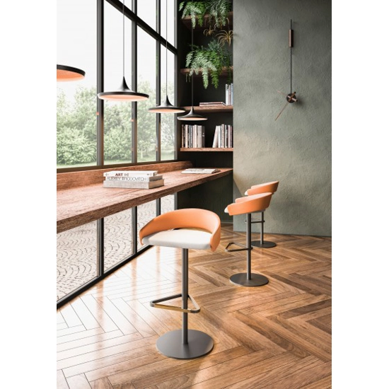 Kimmi Alzo Gas con Poggiapiedi Sgabelli in metallo Kastel 1