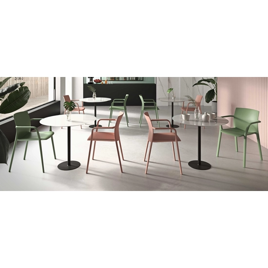 Klia Braccioli (prezzo per sedia in imballo da 2 pz.) Sedie in plastica di design Kastel 1