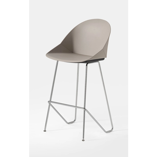 Kross Stool Semi Slitta Sgabelli in plastica Kastel