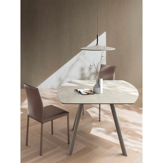 Nelson 120x120 Piano a Botte Tavoli moderni La primavera 2