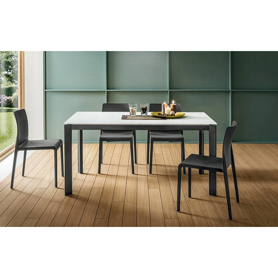 Mario 138x90 Tavoli fissi La primavera 1