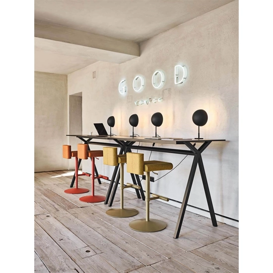 Dama Desk 140x80 H110 Contract tables Midj 1