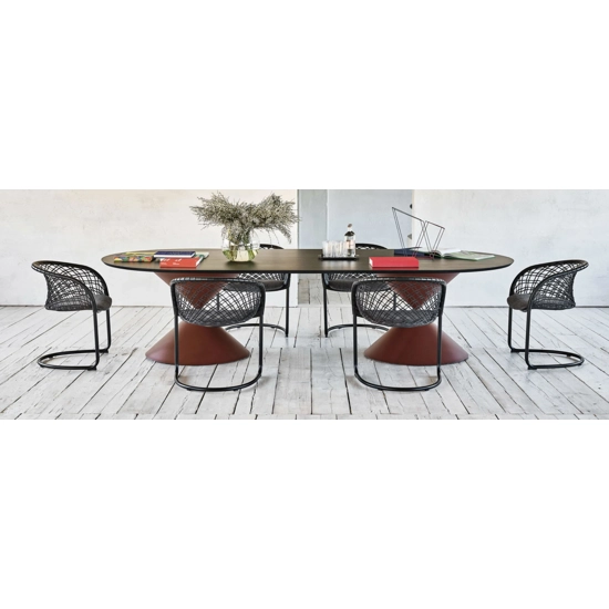 P47 Armchair - P M TS CU Elegant chairs Midj 4