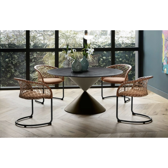 P47 Armchair - P M TS CU Elegant chairs Midj 5
