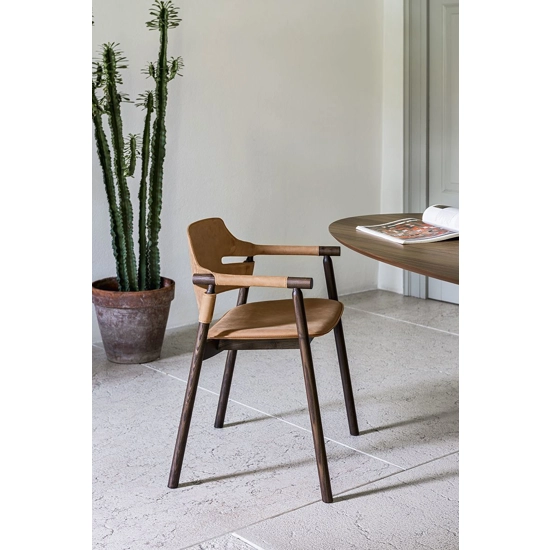 P L CU suite Modern wooden chairs Midj 5