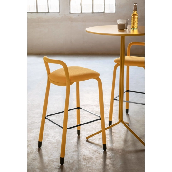 Pippi Stool Upholstered stools Midj 2