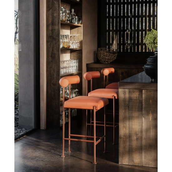 Qua-ndo Sgabello Upholstered stools Midj