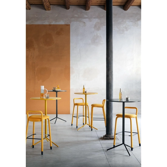 Pippi Stool Upholstered stools Midj 2