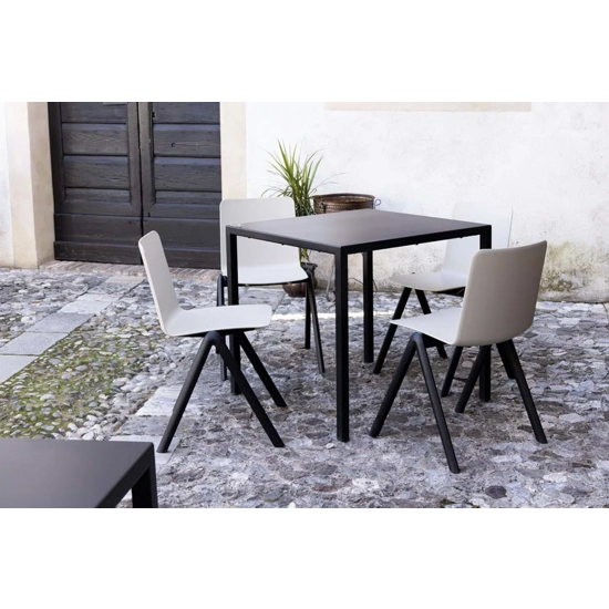 Fold 70x70 Tavoli contract Midj