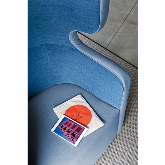 PEOPLE Armchair with High Backrest Office armchairs Milani 3