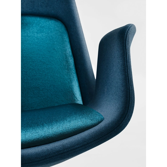 Nordic High Executive office chairs Milani 2