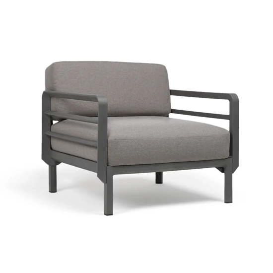 Maximo Poltrona Poltroncine contract Nardi 1