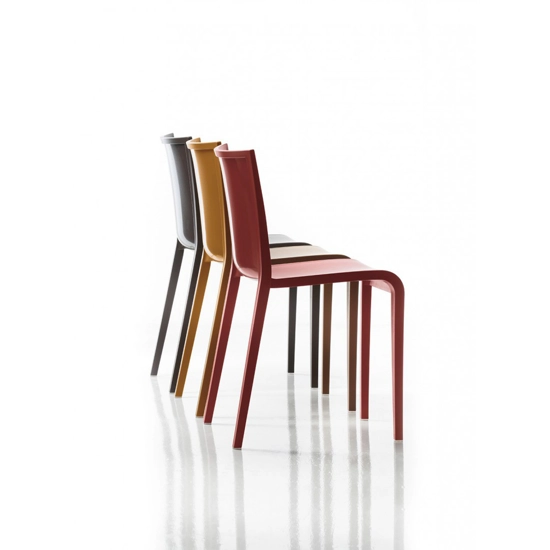 Nassau Plastic chairs Et al. 4