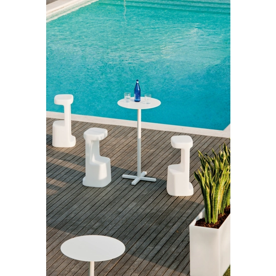 Serif 860 - Design Odo Fioravanti 2011 Sgabelli contract Pedrali 3