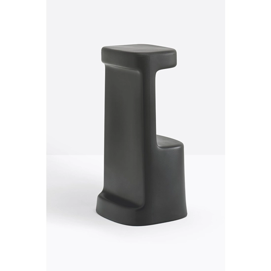 Serif 860 - Design Odo Fioravanti 2011 Sgabelli contract Pedrali 10