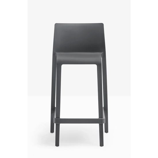 Volt 677 - 678 - Design Claudio Dondoli - Marco Pocci 2013 Sgabelli contract Pedrali 7