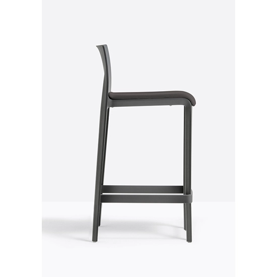 Volt 677 - 678 - Design Claudio Dondoli - Marco Pocci 2013 Sgabelli contract Pedrali 14