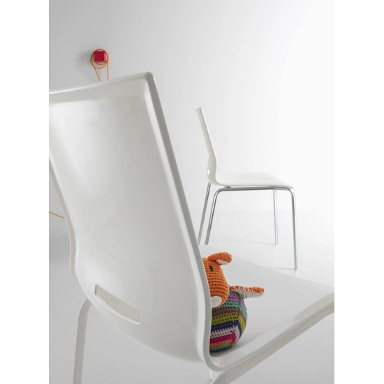 Elena Sedie in plastica di design Point 9