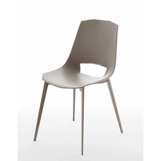 Eva Gamba a Spillo (seduta plastica) Plastic chairs point 8