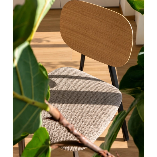 Tata for the Planet Upholstered chairs point 2