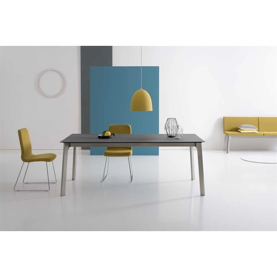 Chloe 3 Upholstered chairs point 1