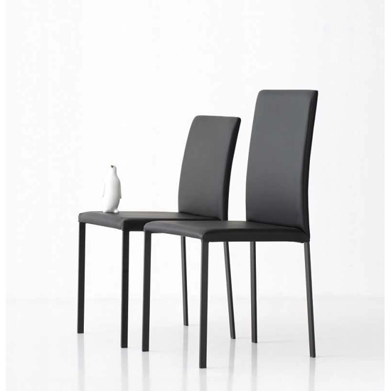 Giulia Alta Sedie imbottite Point 1