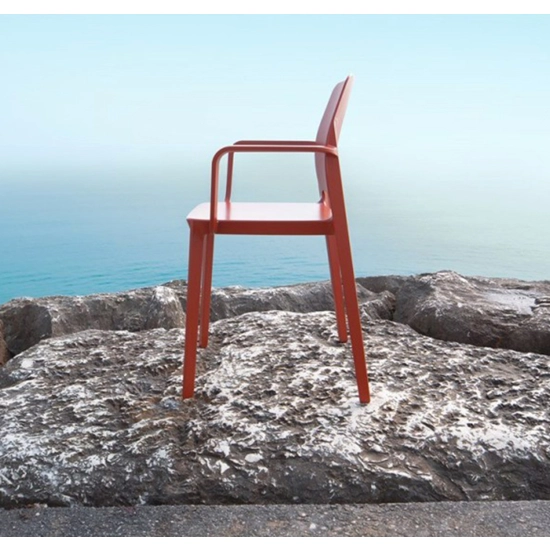 TIPA con Braccioli Sedie in plastica di design Point 5