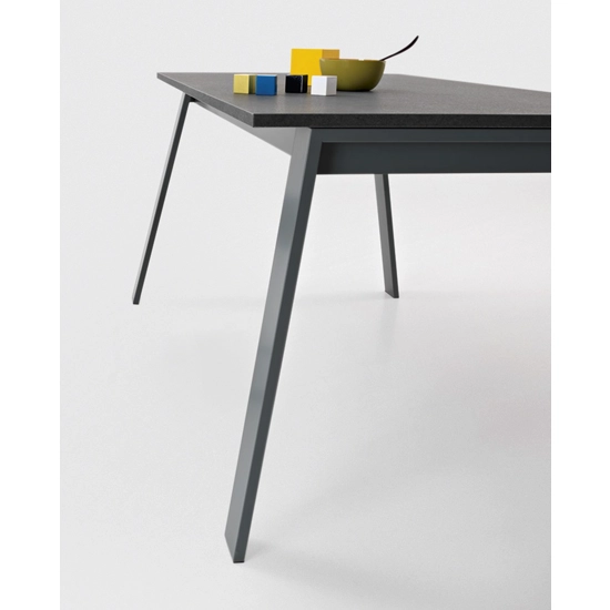 Delta 140x90 (180-200) Tavoli moderni Point 6