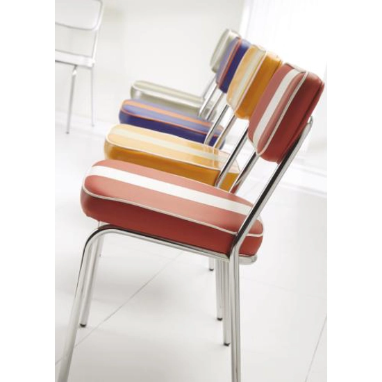 Holly Highway Metal chairs Progetto Sedia 1