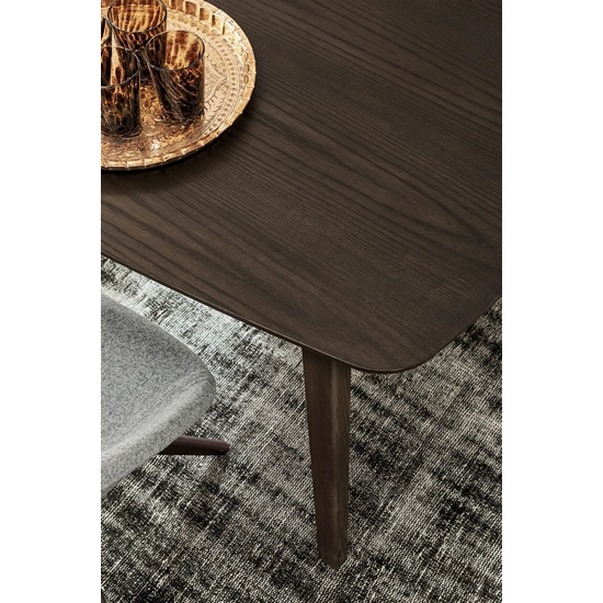 TIBET Tavoli fissi Progetto Sedia 1