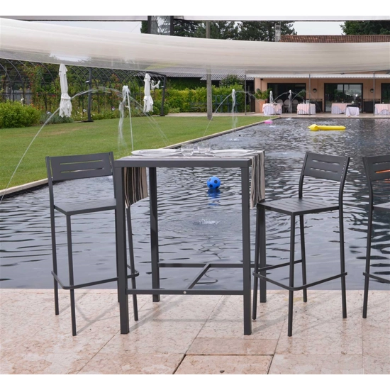 Dorio Alto Quadrato Tavoli contract RD Italia