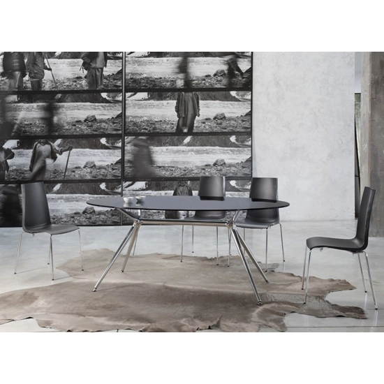 Mannequin Kitchen chairs Scab 1