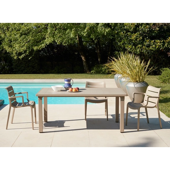 Sunset Sedie in plastica di design Scab 1