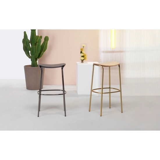 Trick Wood Metal stools Scab