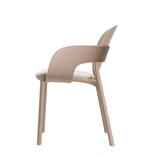 Hug Poltrona con Cuscino Sedie imbottite Scab 1