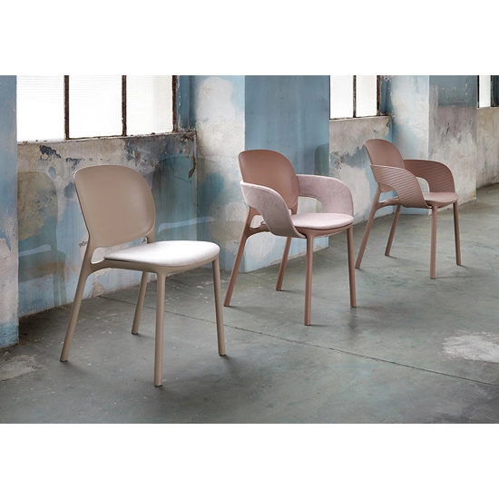 Hug armchair Plastic chairs Scab 10