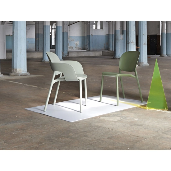 Hug armchair Plastic chairs Scab 8