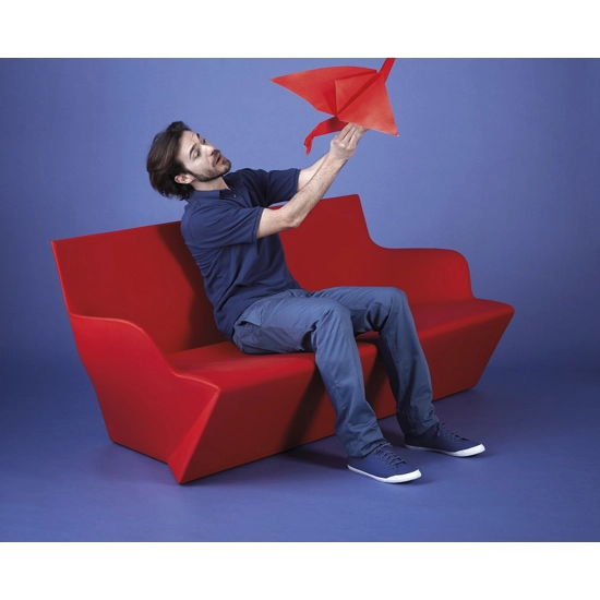 Kami yon Sofas for commercial premises Slide 5