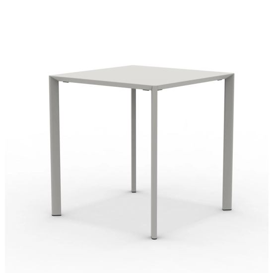 Fox 70x70 Tavoli contract Vermobil 9